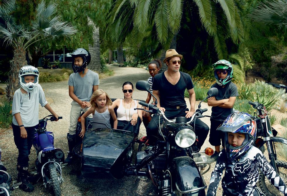 Angelina Jolie Brad Pitt és a gyerekek-Vogue-Annie Leibovitz