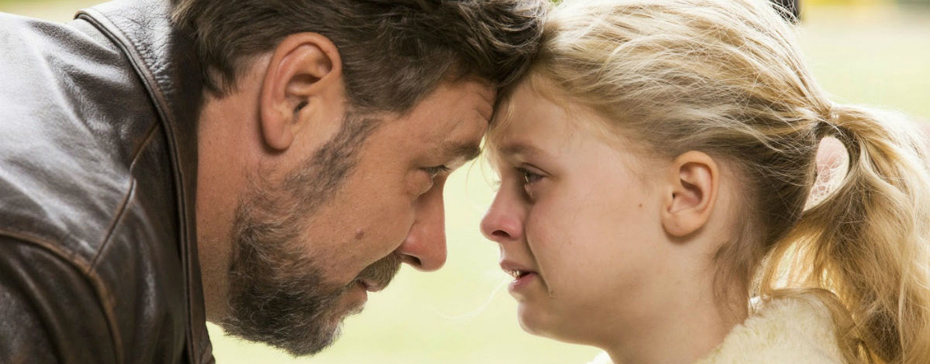 fathers daughters russell crowe kylie rogers
