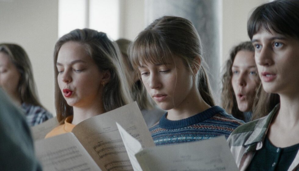 Valami van a levegőben - kritika 4 valami van a levegoben 3