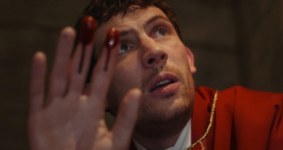 Tőrbe ejtve: Ébredj fel, halott ember - kritika 1 torbe ejtve 4