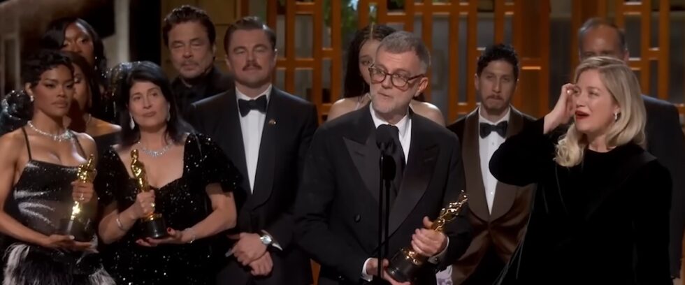 A 98. Oscart az Egyik csata a másik után és a Bűnösök uralta, Paul Thomas Anderson egy este alatt 3 szobrot nyert - videók 1 palt t